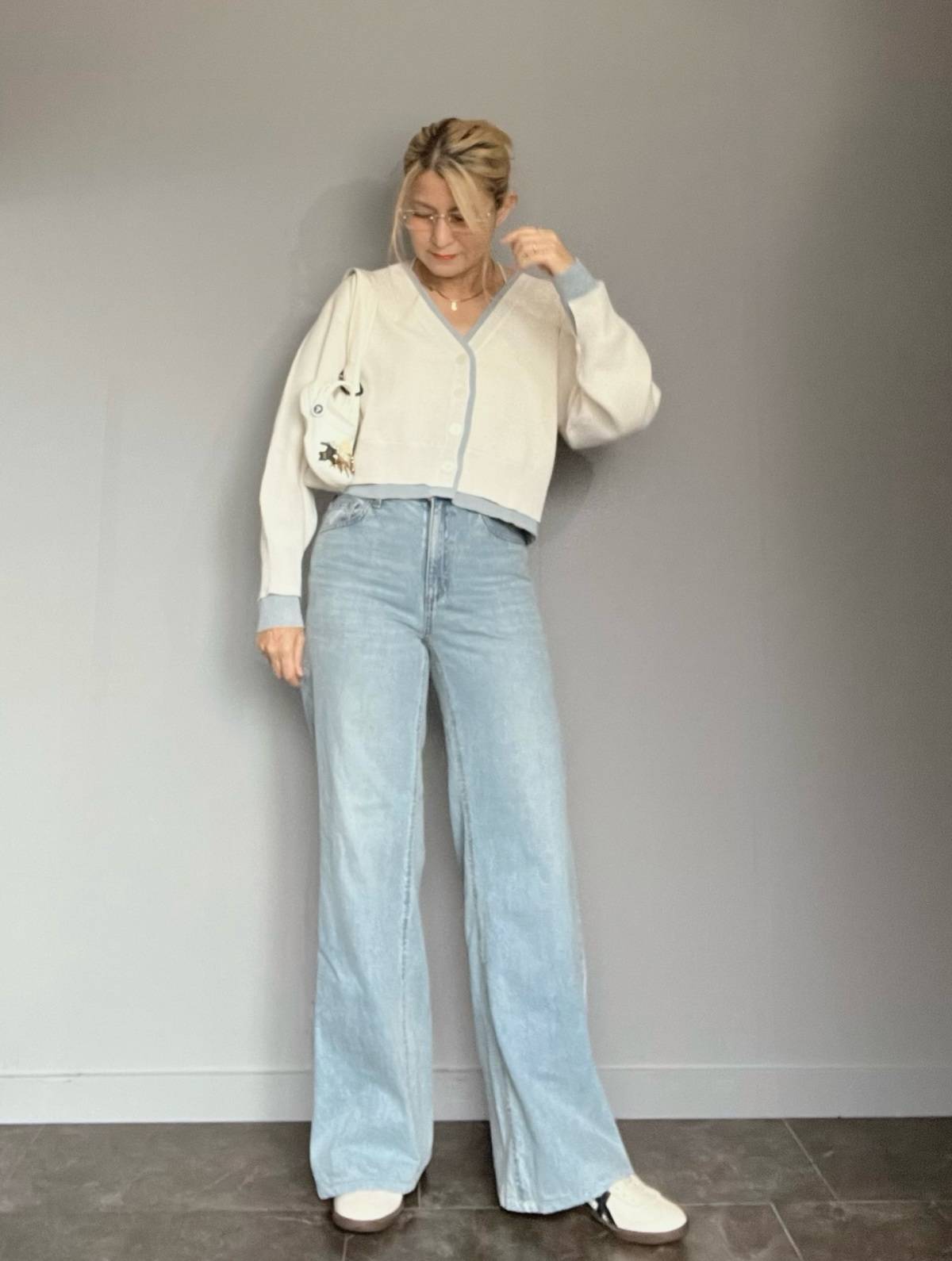 デコルテを見せる！