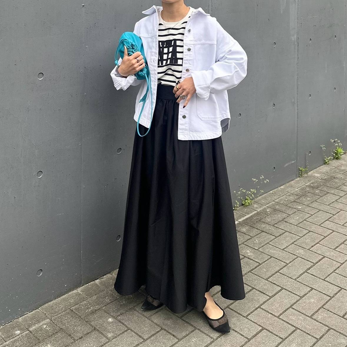 柄物やカラーアイテムを取り入れる♪