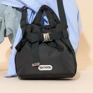 「500mlペットボトルがすっぽり！」両手が空く大容量バッグ3選【2026年4月版】