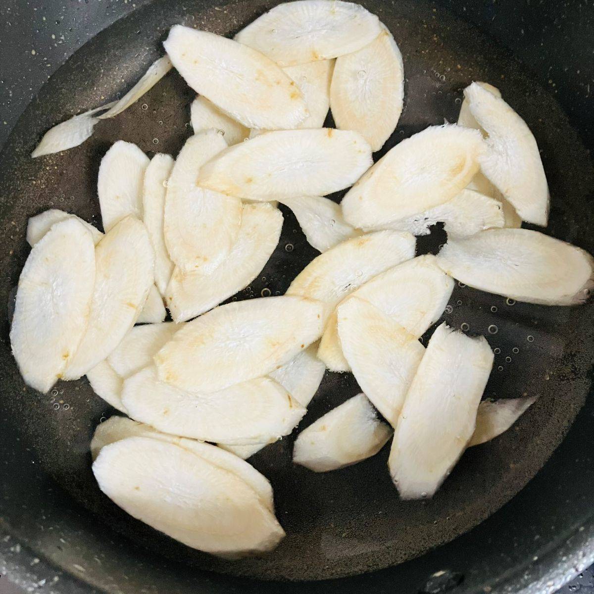 JAグループ公式の「さっぱり！ゴボウと豚肉とえのきの炒め物」のレシピ