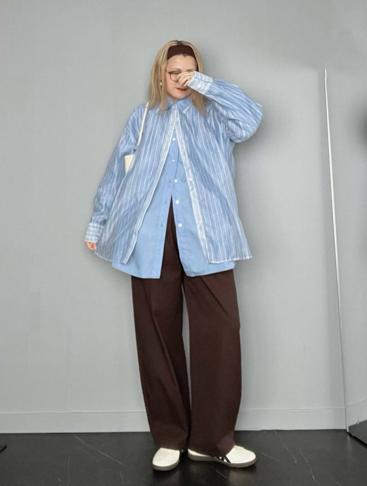 シャツの重ね着が◎