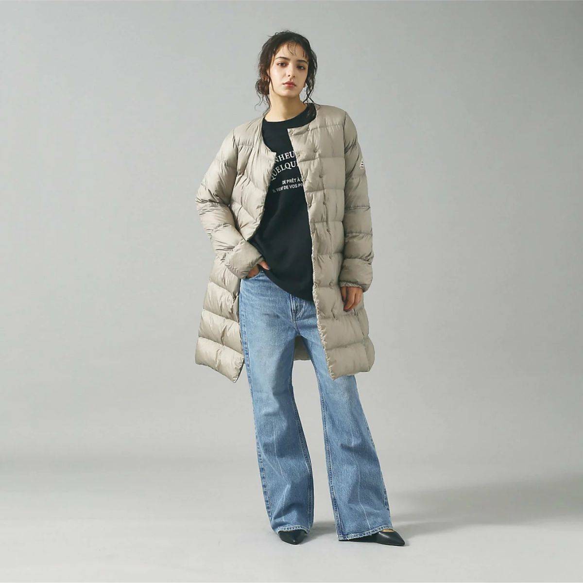 黒Tシャツのレディースコーデ PYRENEX MALADETA ダウン
