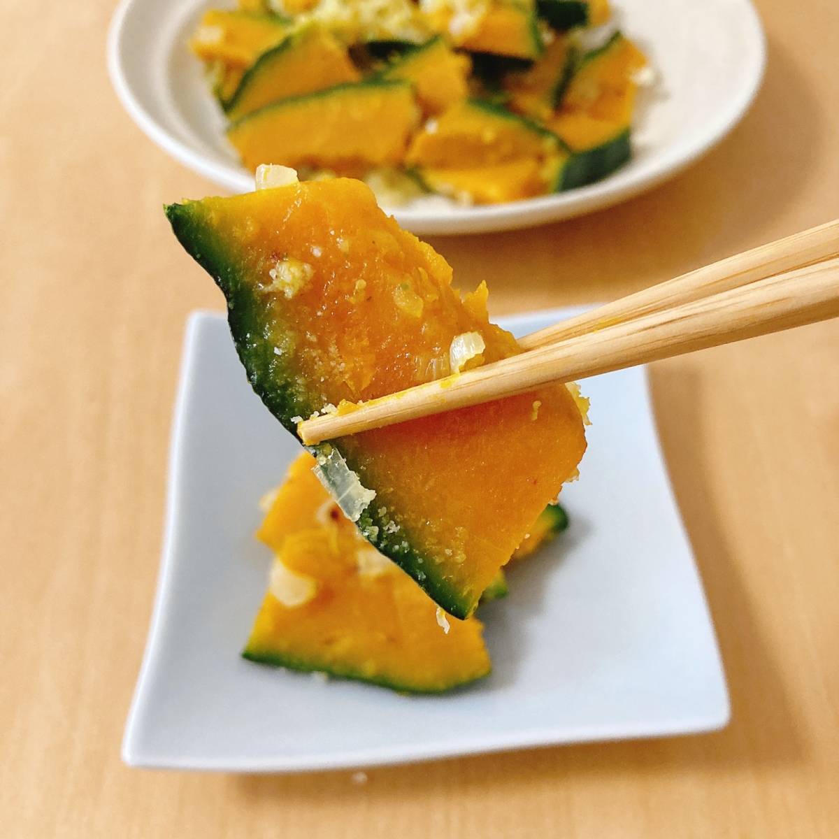 JAグループ公式の「かぼちゃのコッテリ炒め、チーズのせ」のレシピ