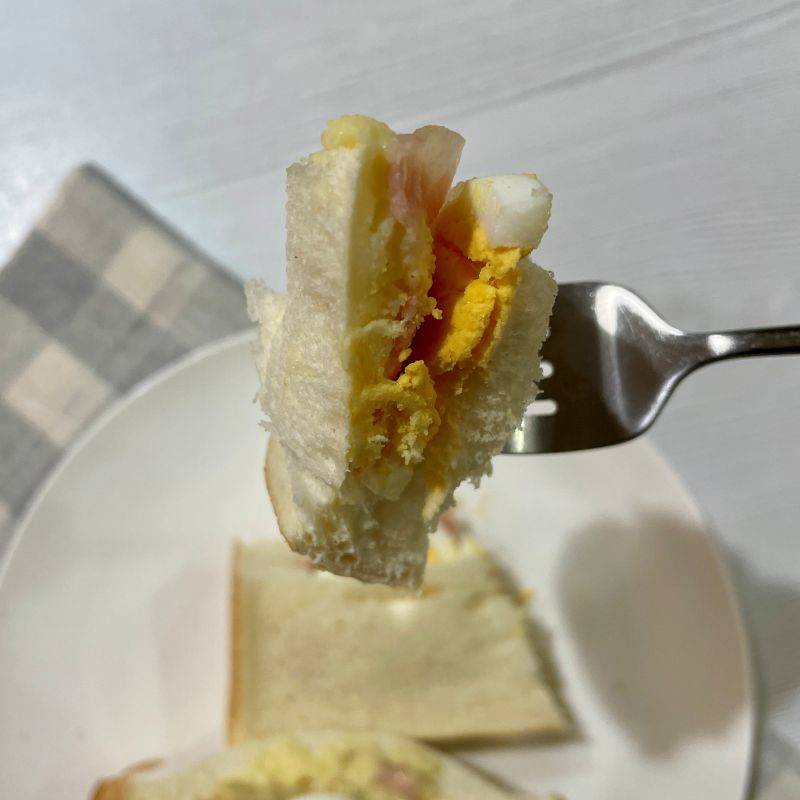 ヤマザキ公式の「ポテたまサラダのふかふわよくばりサンド」のレシピ