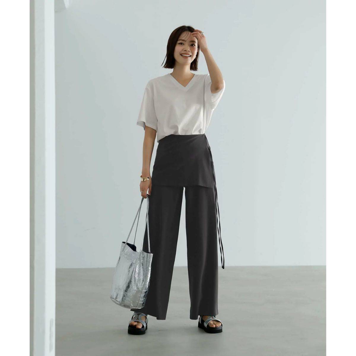 STYLE DELI ボーイズフォルムのVネックTシャツ