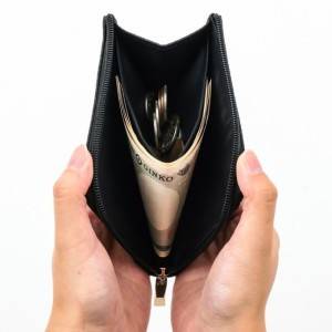 【雑誌の付録】今すぐチェック！付録とは思えない本格派！売り切れ必至のATAO「ミニ財布」