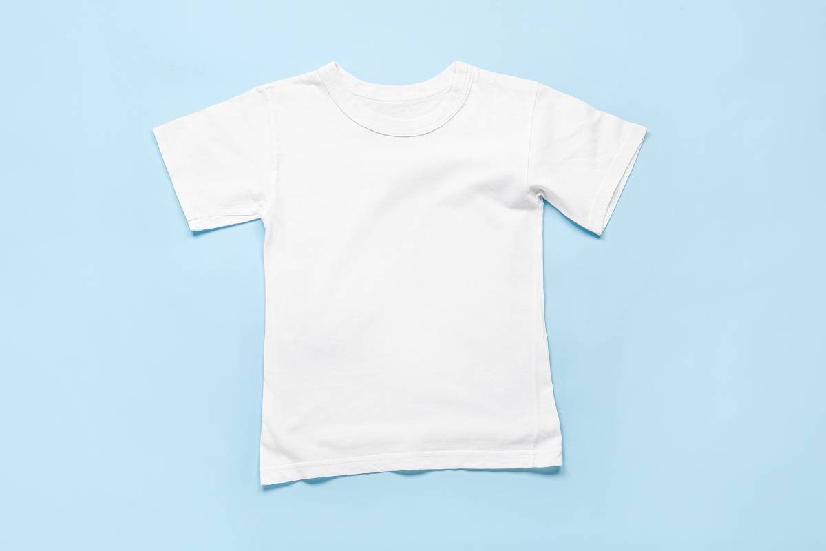 白Tシャツ