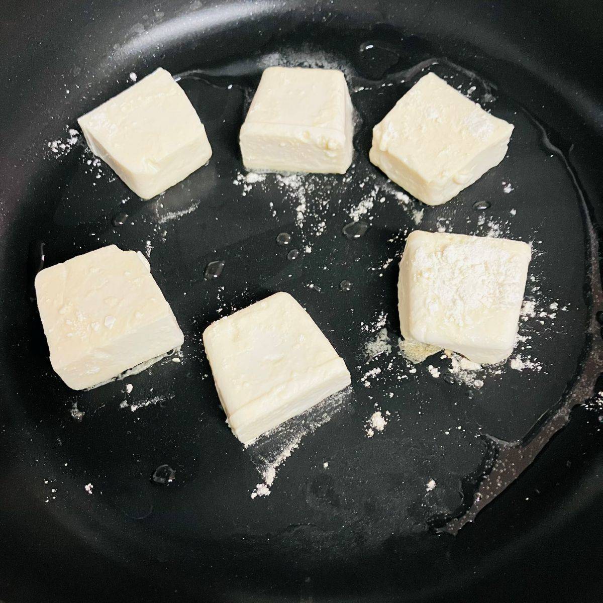 タカノフーズ公式の「豆腐ステーキ納豆かけ」のレシピ