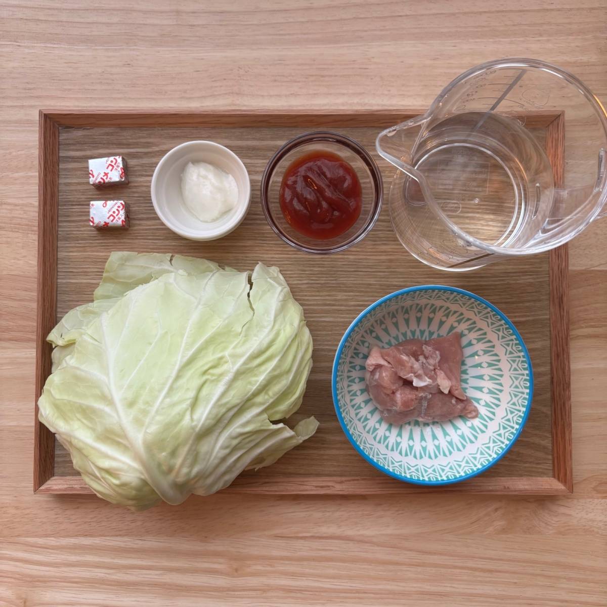 JAグループ公式の「鶏ムネ肉とキャベツのコンソメ煮」のレシピ