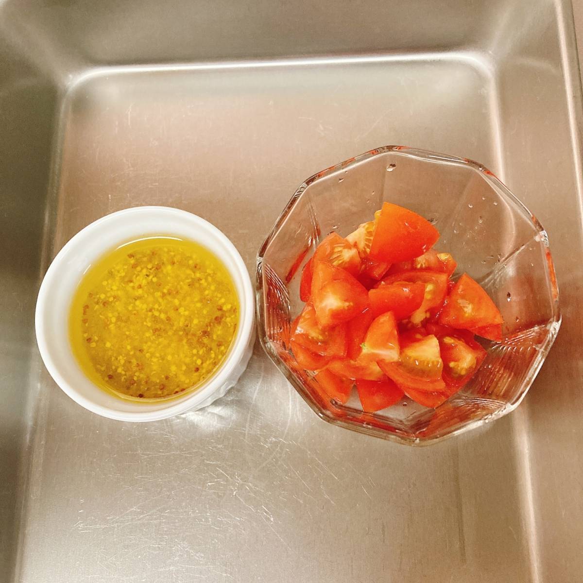 キョクヨー公式の「「さば水煮」缶でイタリアンプチサラダ」のレシピ