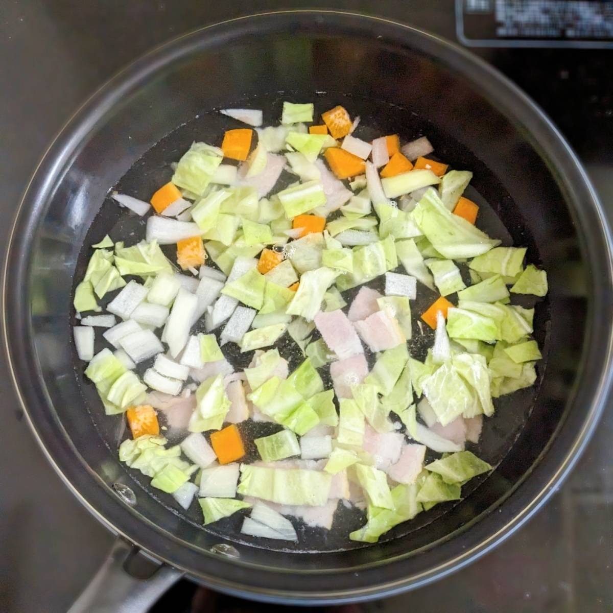 くらこん公式の「塩こんぶの洋風スープ」のレシピ