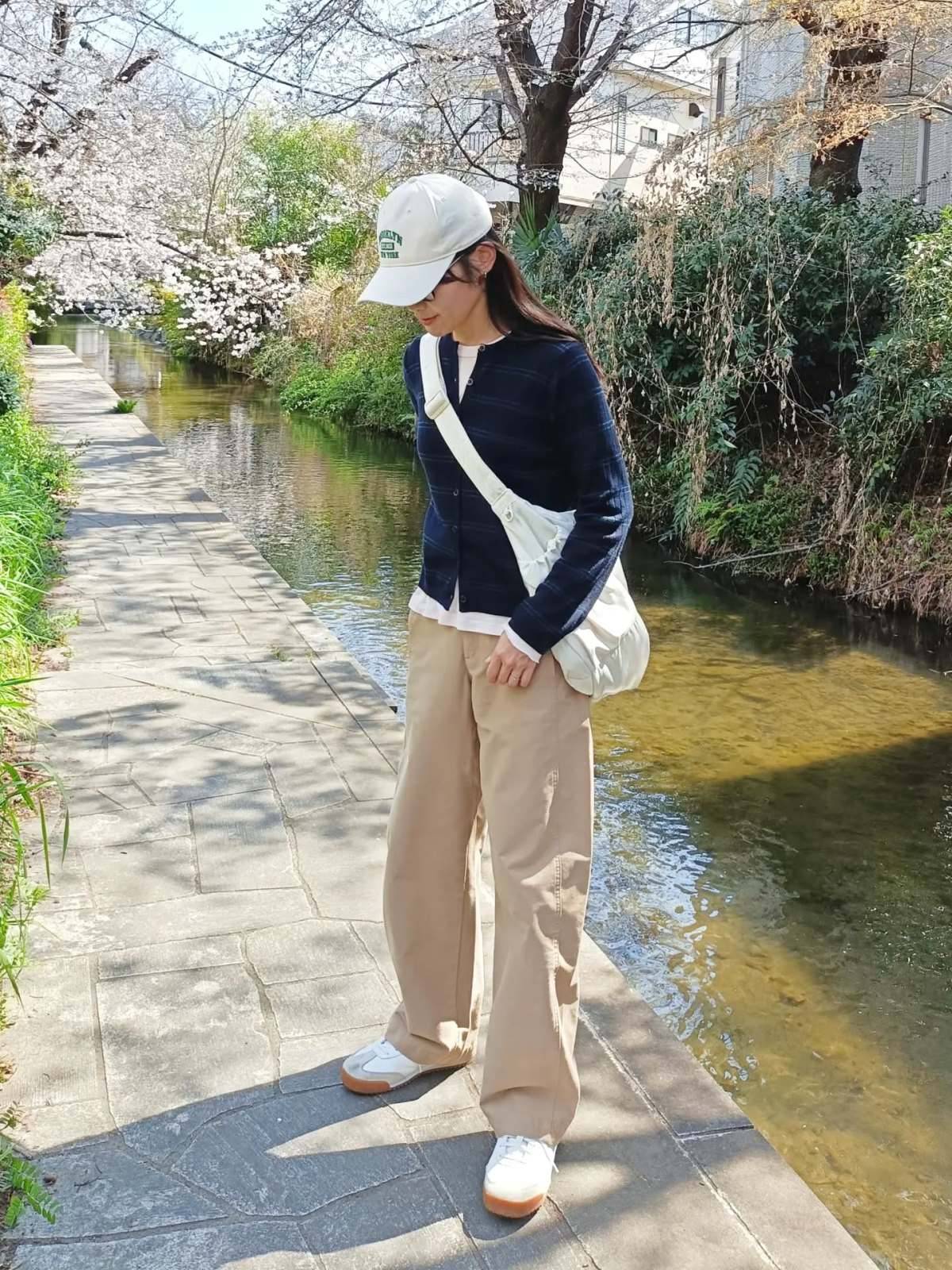 ネイビー×ベージュ