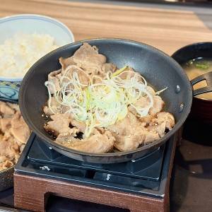 【吉野家】食べ応え抜群の大人気メニューみつけた！実際に食べてみた正直な感想