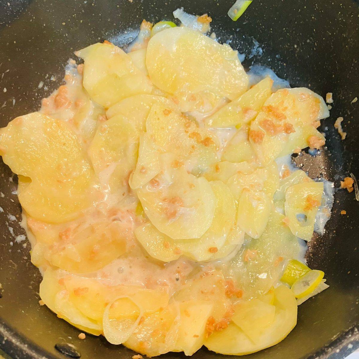 JAグループ公式の「福井県「へしことポテトのクリーム煮」ＪＡ敦賀美方女性部」のレシピ