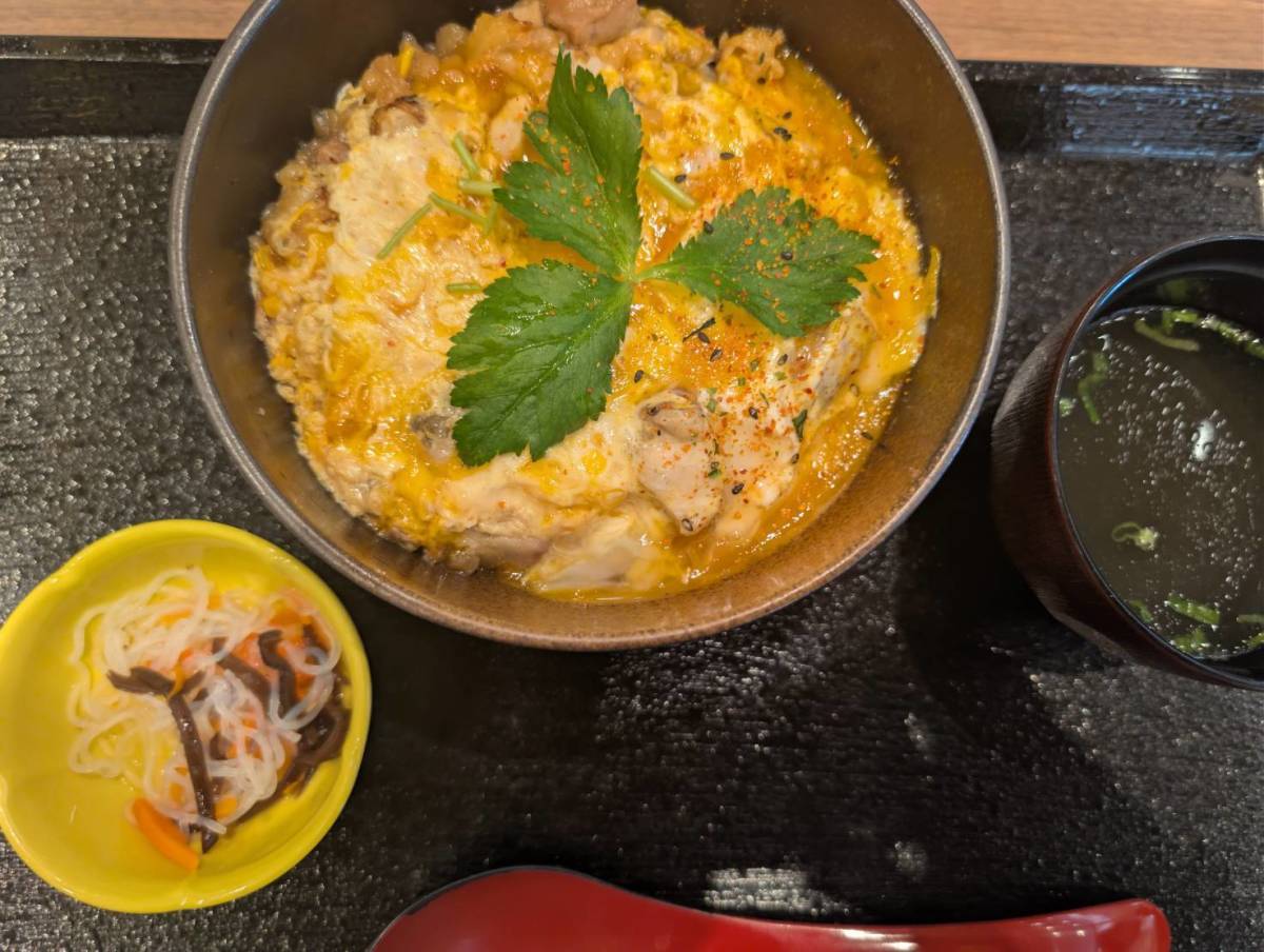 新橋 鶏繁 どんぶり子の親子丼