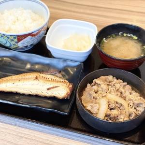 「5/7発売」【吉野家】から食べ応え抜群の新作定食が発売中♪本音レビューしてみた