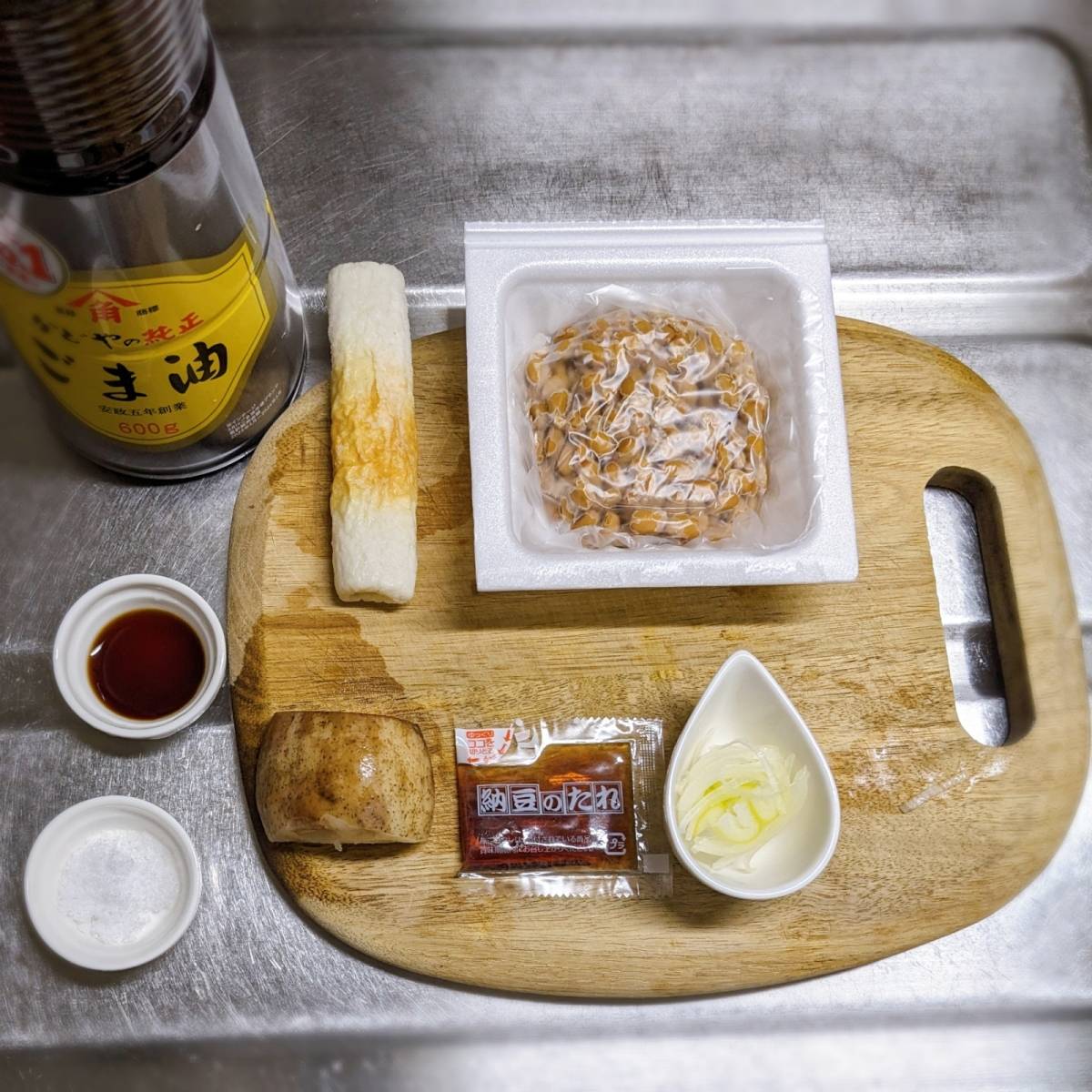 タカノフーズ公式の「ちくわとレンコンの納豆炒め」のレシピ