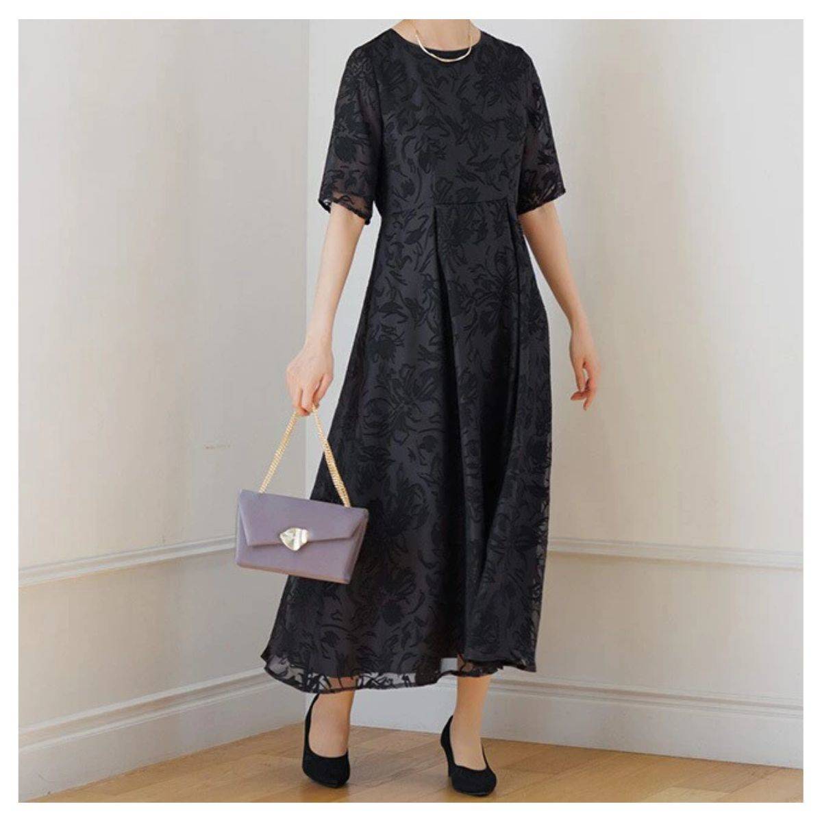 40代結婚式の服装におすすめ form forma