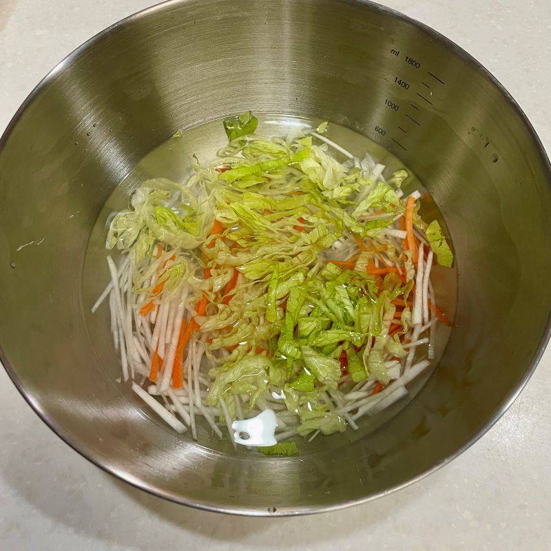タカノフーズ公式の「納豆と豆腐のごまサラダ」のレシピ