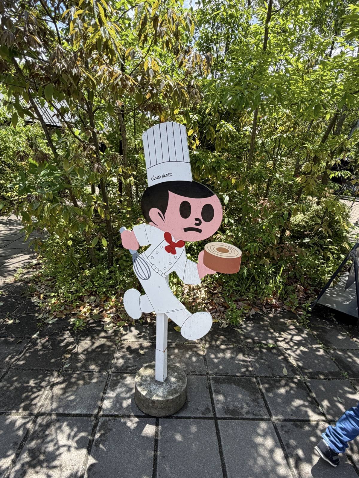 ラ コリーナ近江八幡の飛び出し坊やくん