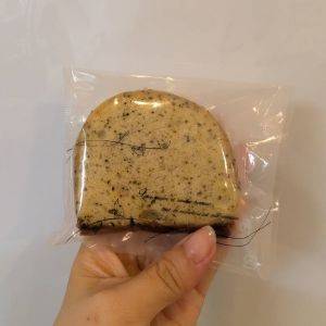 ふんわり食感と紅茶の香りが最高♡おしゃれな洋菓子店のパウンドケーキ