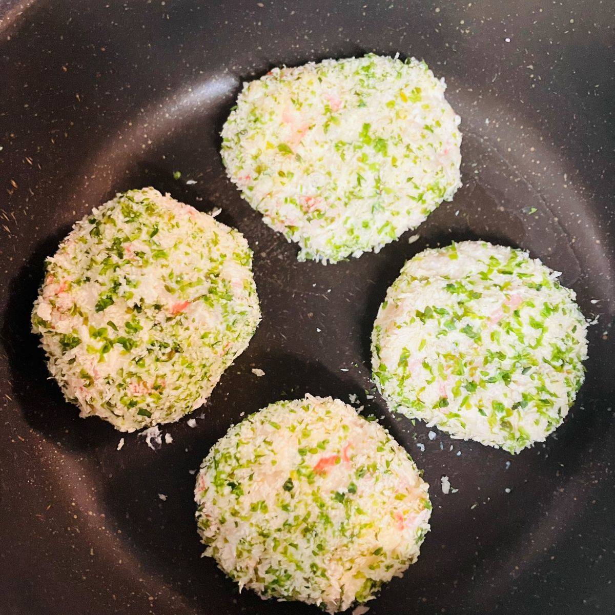 いちまさ公式の「豆腐カニかまクリームコロッケ」のレシピ