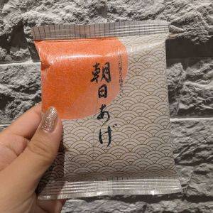 こだわりの製法に納得……！ほっぺた落ちるサクサク食感のおせんべい