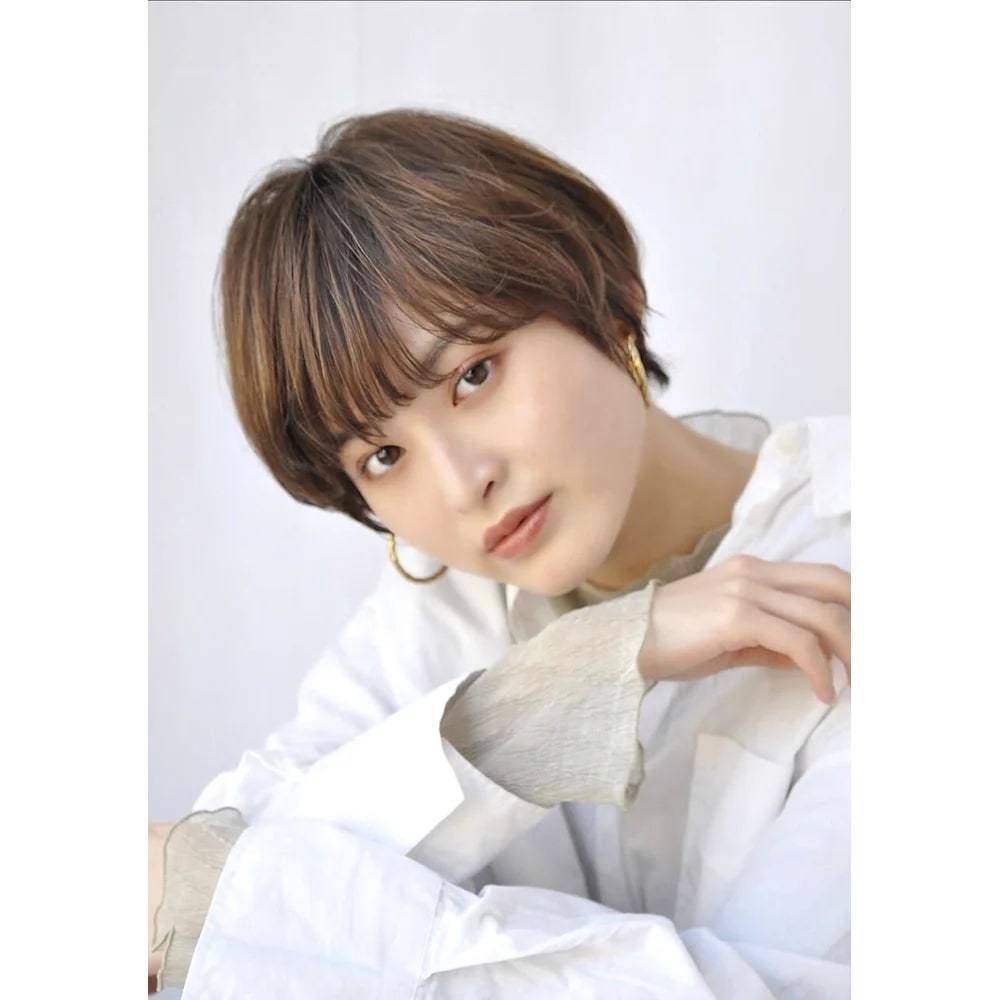 フロントマッシュの大人ショート