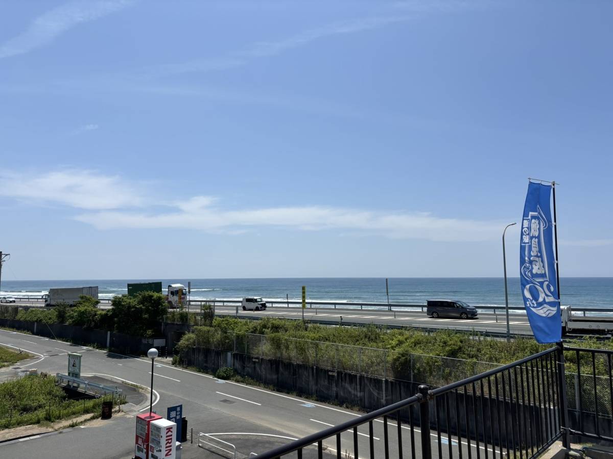 国道1号線　海　景色
