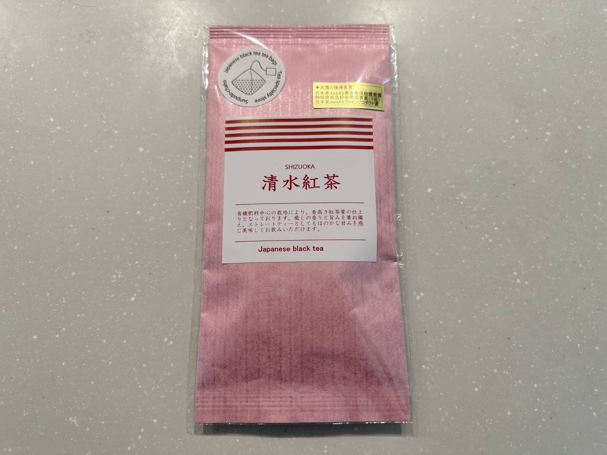 ピンクのパッケージが可愛い清水紅茶