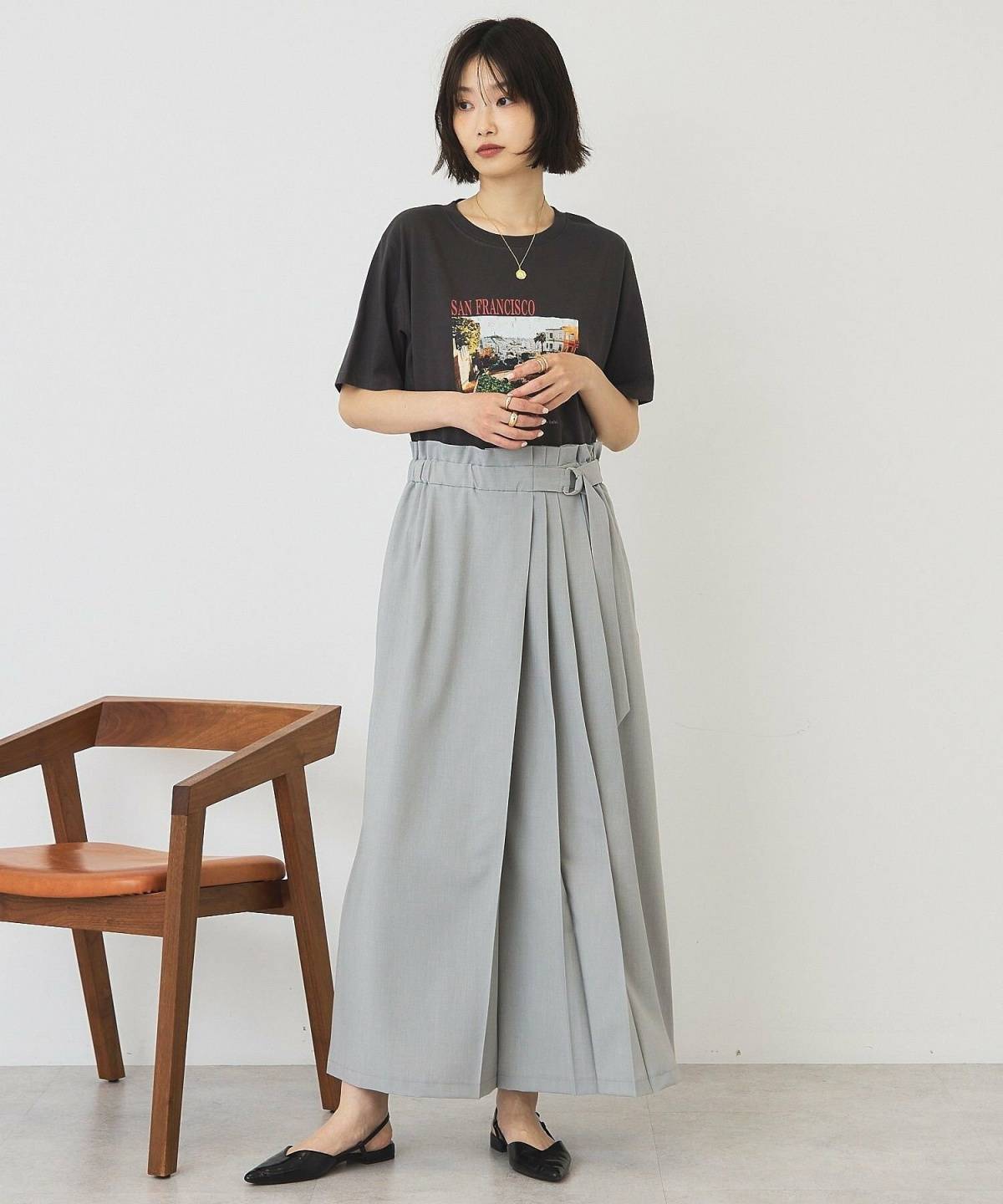 アシンメトリスカートコーデ