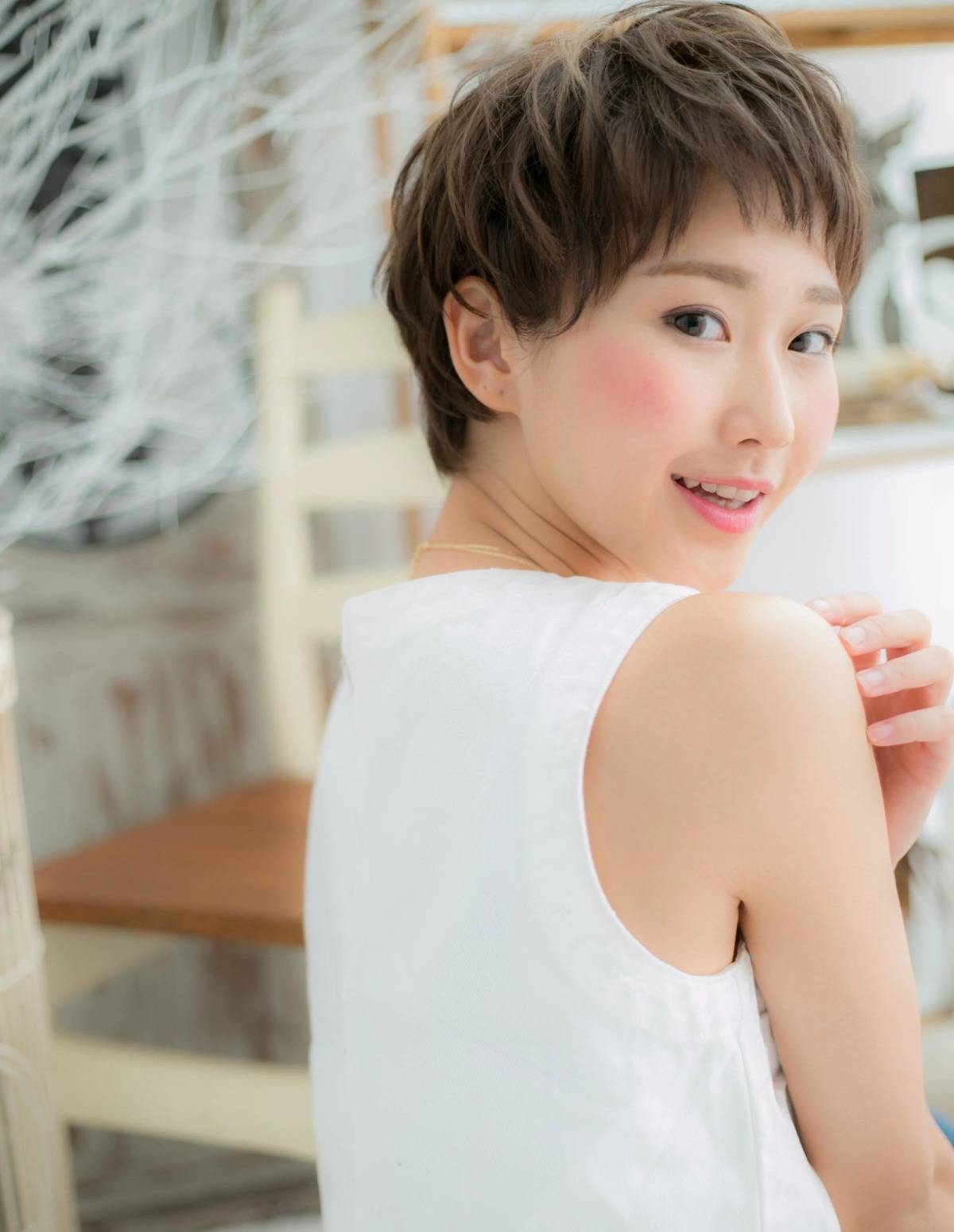 立体感レイヤーショート