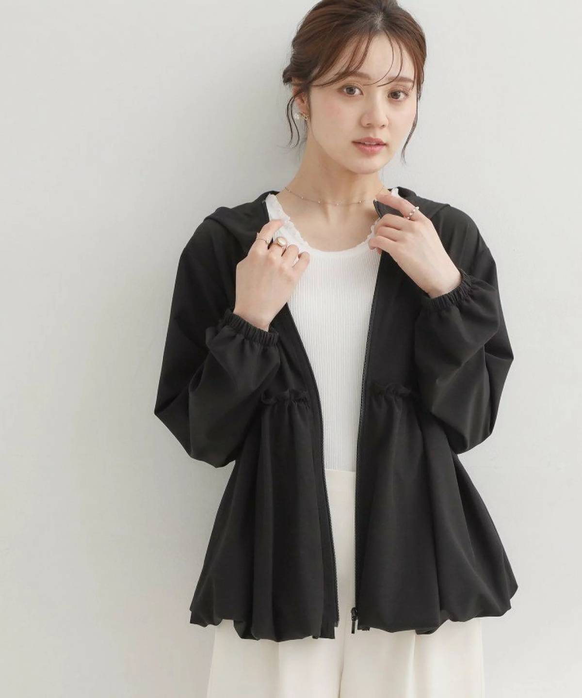 Couture Brooch フリル ラッシュガード