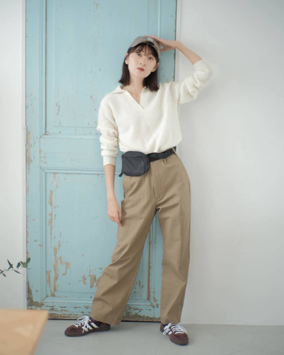 スキッパーニット×チノパン