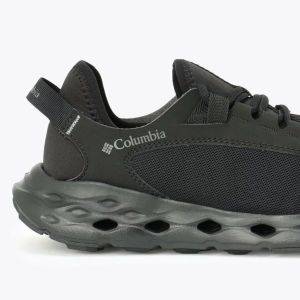 【Columbia】足元さらり。本当に使える水陸両用スニーカー「長時間歩いてもムレにくい」