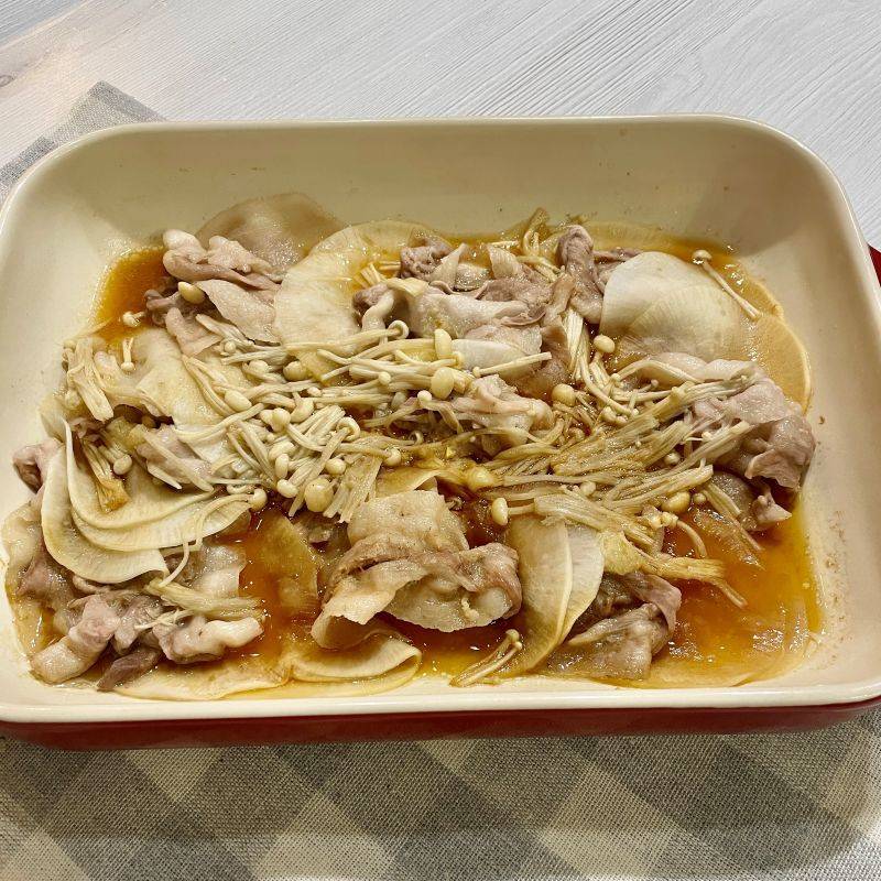 ヤマキ公式の「レンジで簡単!大根と豚バラ肉のしょうが蒸し」のレシピ