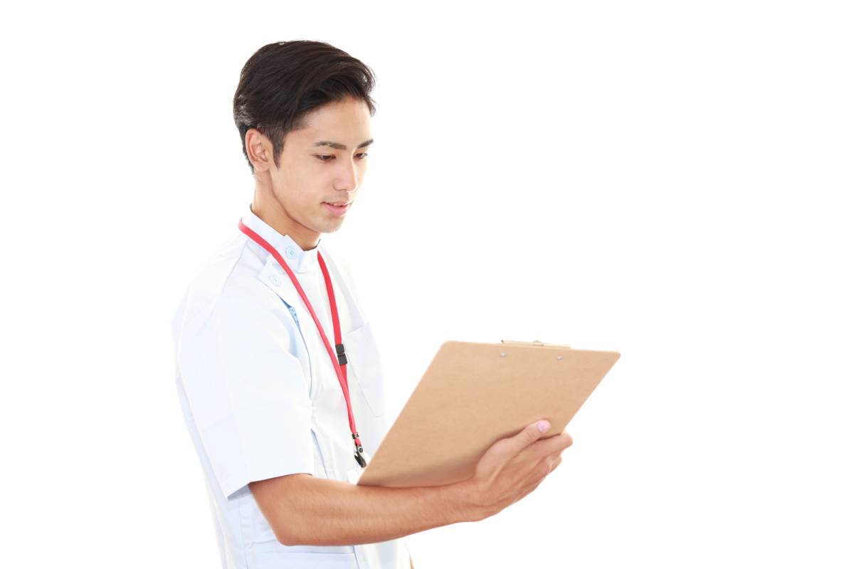 看護師の男性