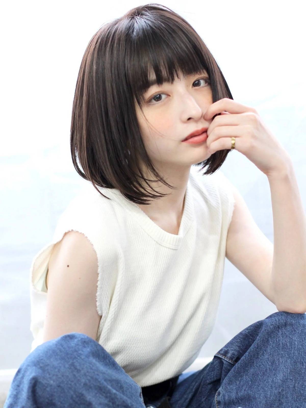 前下がりシンプルボブ