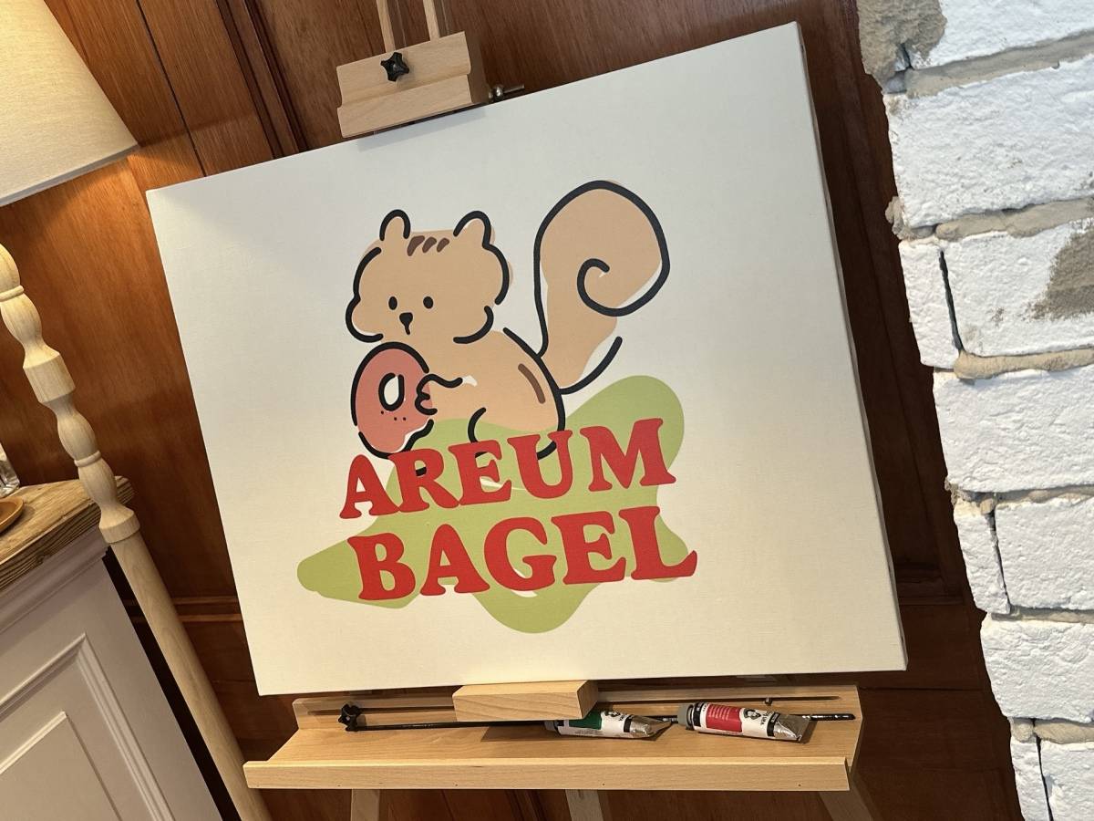 AREUM BAGELのロゴボード