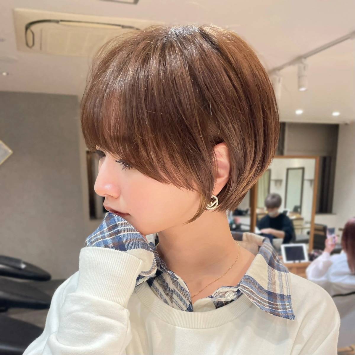 シンプル丸みショート