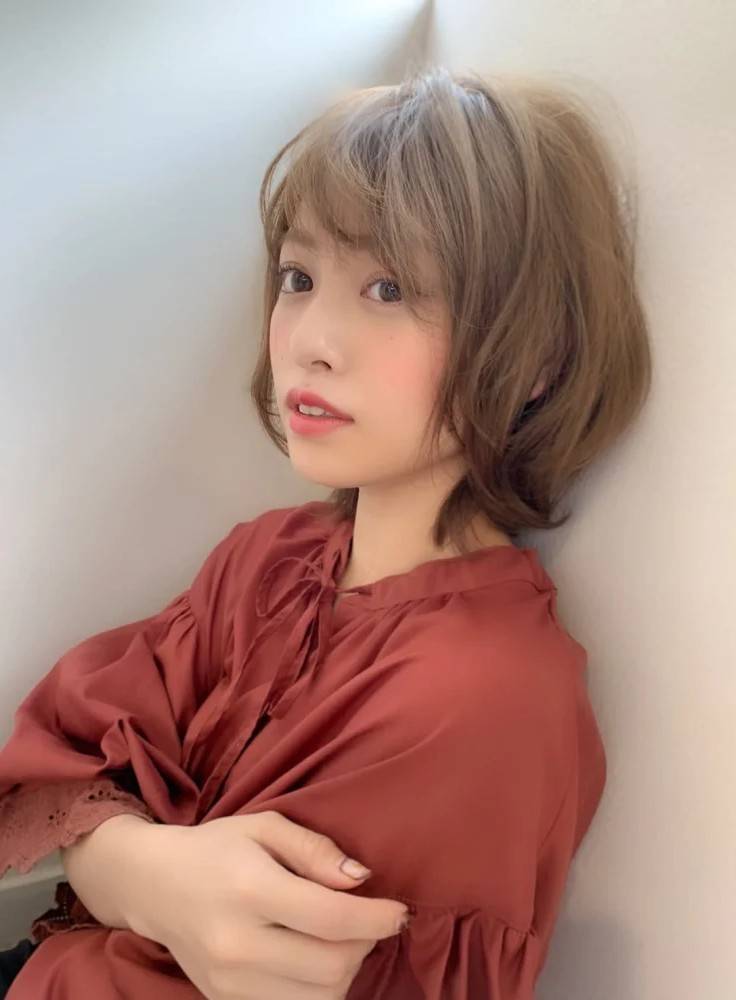 ゆるふわひし形ボブ