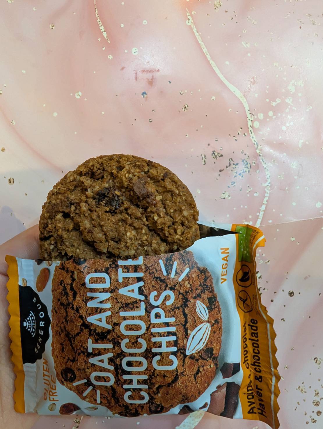 ジェネラス 有機グルテンフリークッキー オーツ麦・チョコチップ
