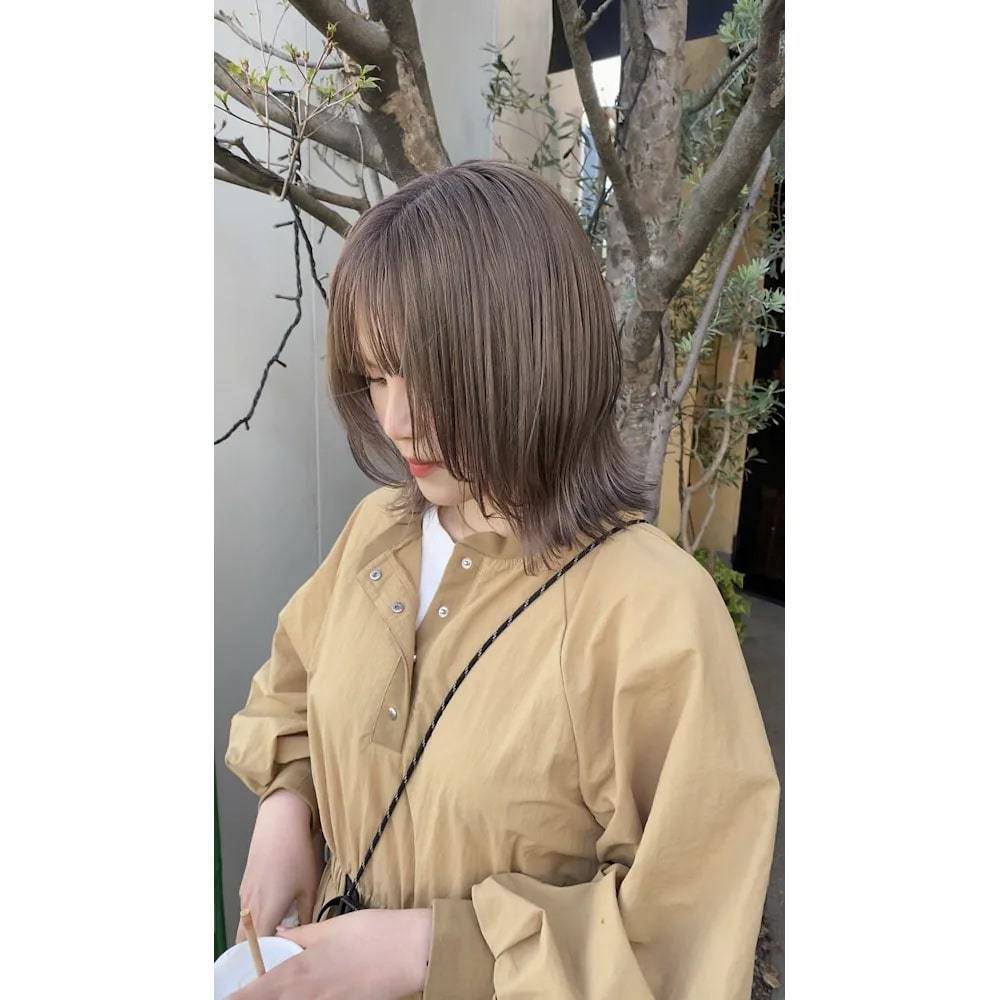 大人グレージュカラー