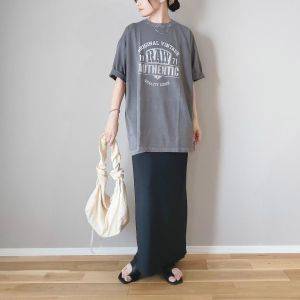 【2026年7月】こう着れば、手抜きに見えない！センスいいTシャツコーデ5選