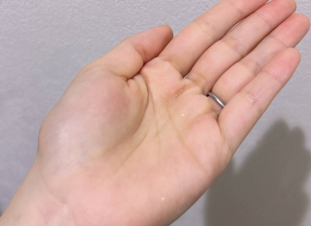 IPSA ザ・タイムR アクアを手に取ったところ