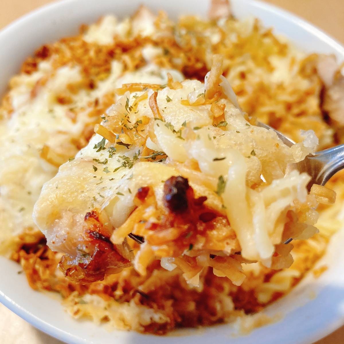 チキンラーメン公式の「マカロニグラタン」のレシピ