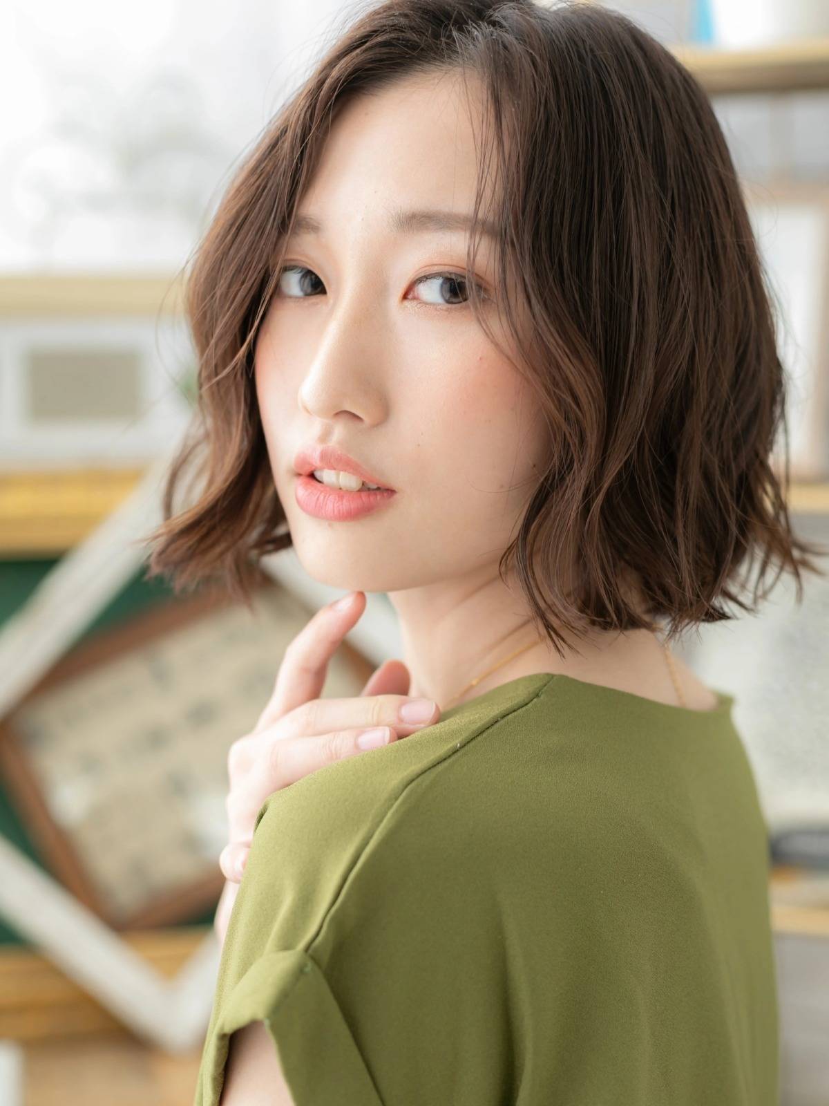 ゆるニュアンスかきあげボブ