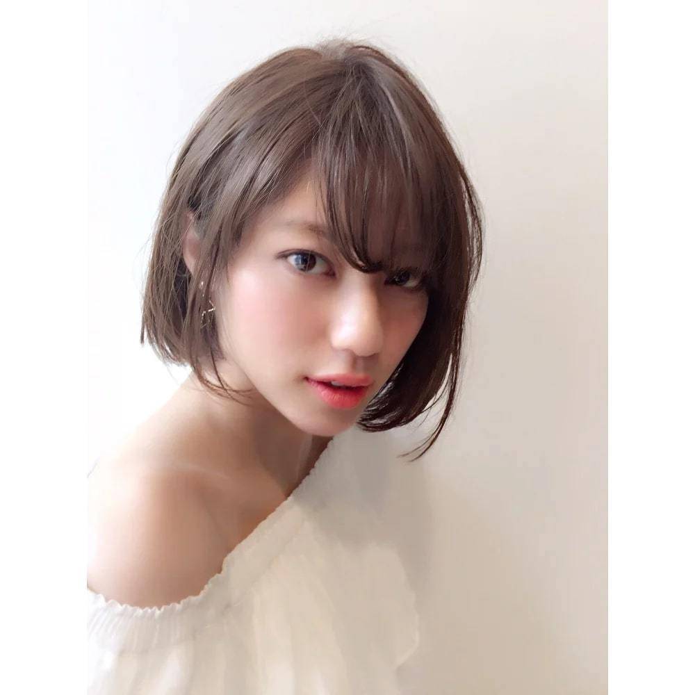透け感のあるナチュラルボブ