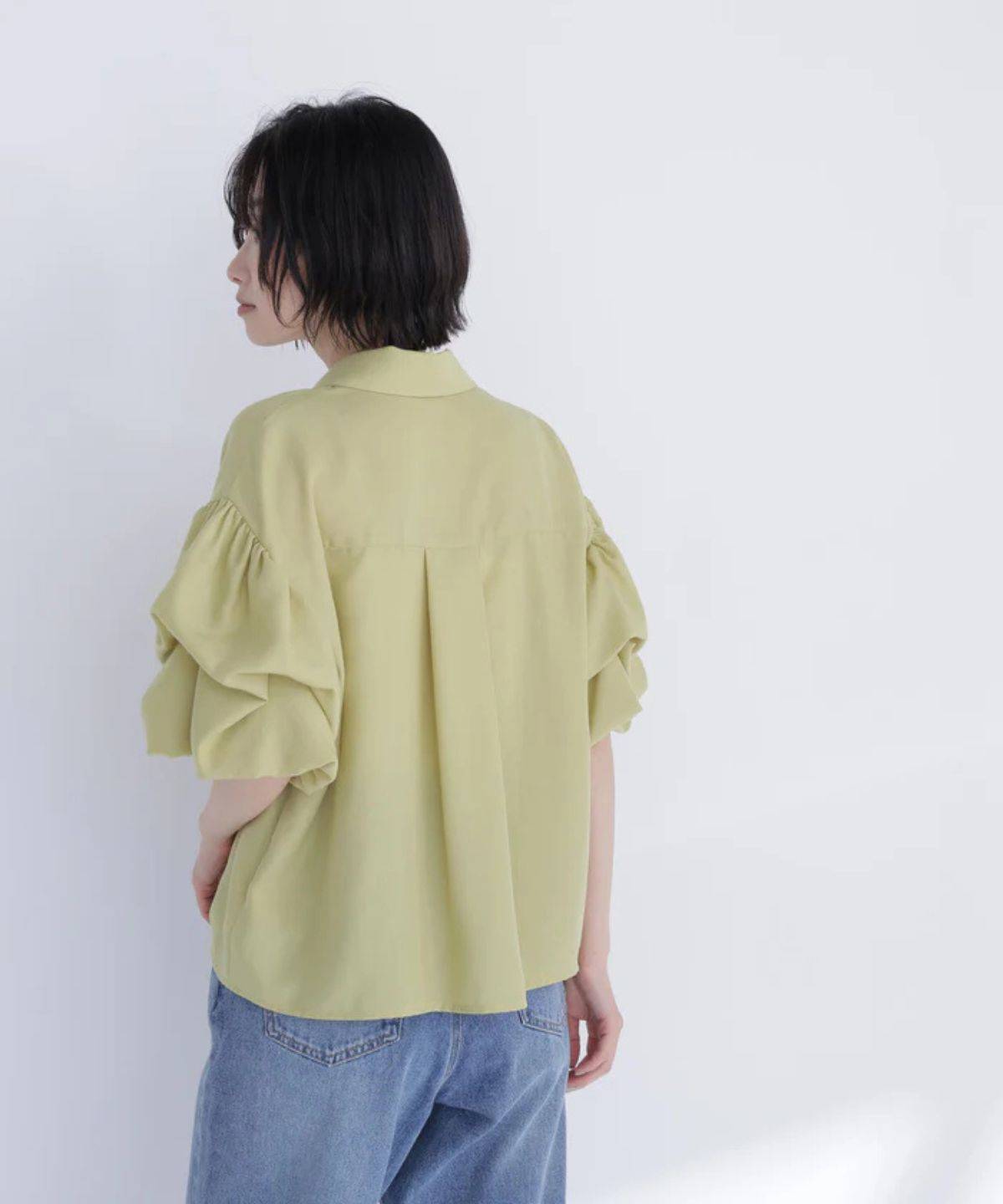 NATURAL BEAUTY BASIC ギャザーバルーンスリーブシャツ
