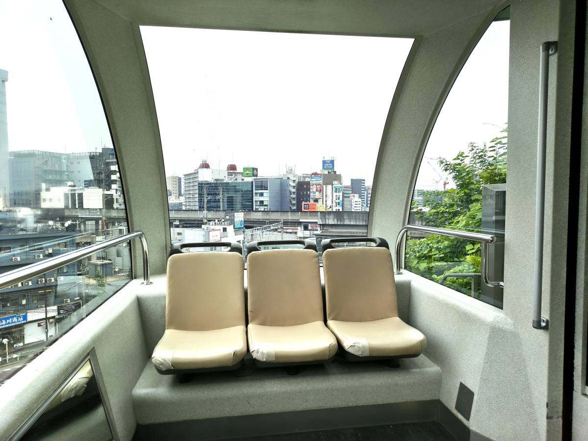 アスカルゴ車内の座席